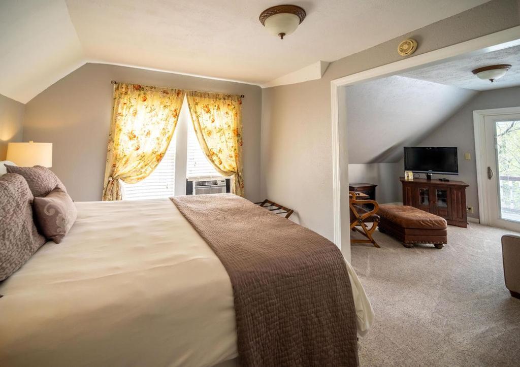 5 Ojo Inn Bed And Breakfast Eureka Springs Ngoại thất bức ảnh